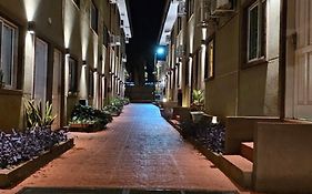 Las Palmas Village